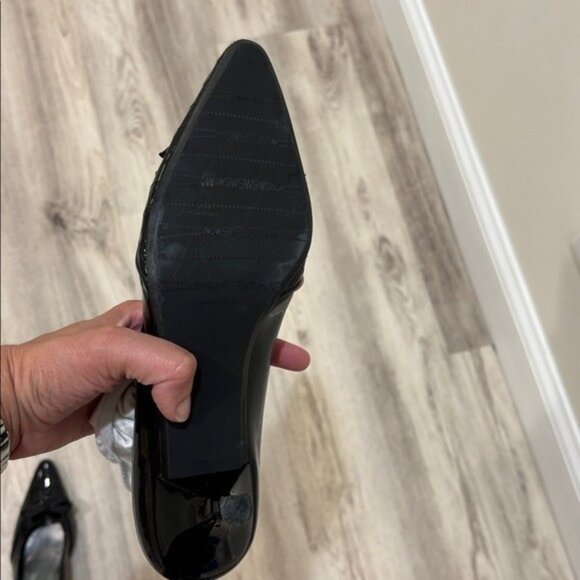 Stuart Weitzman black patent leather  9.5 point toe shoes - Picture 11 of 13